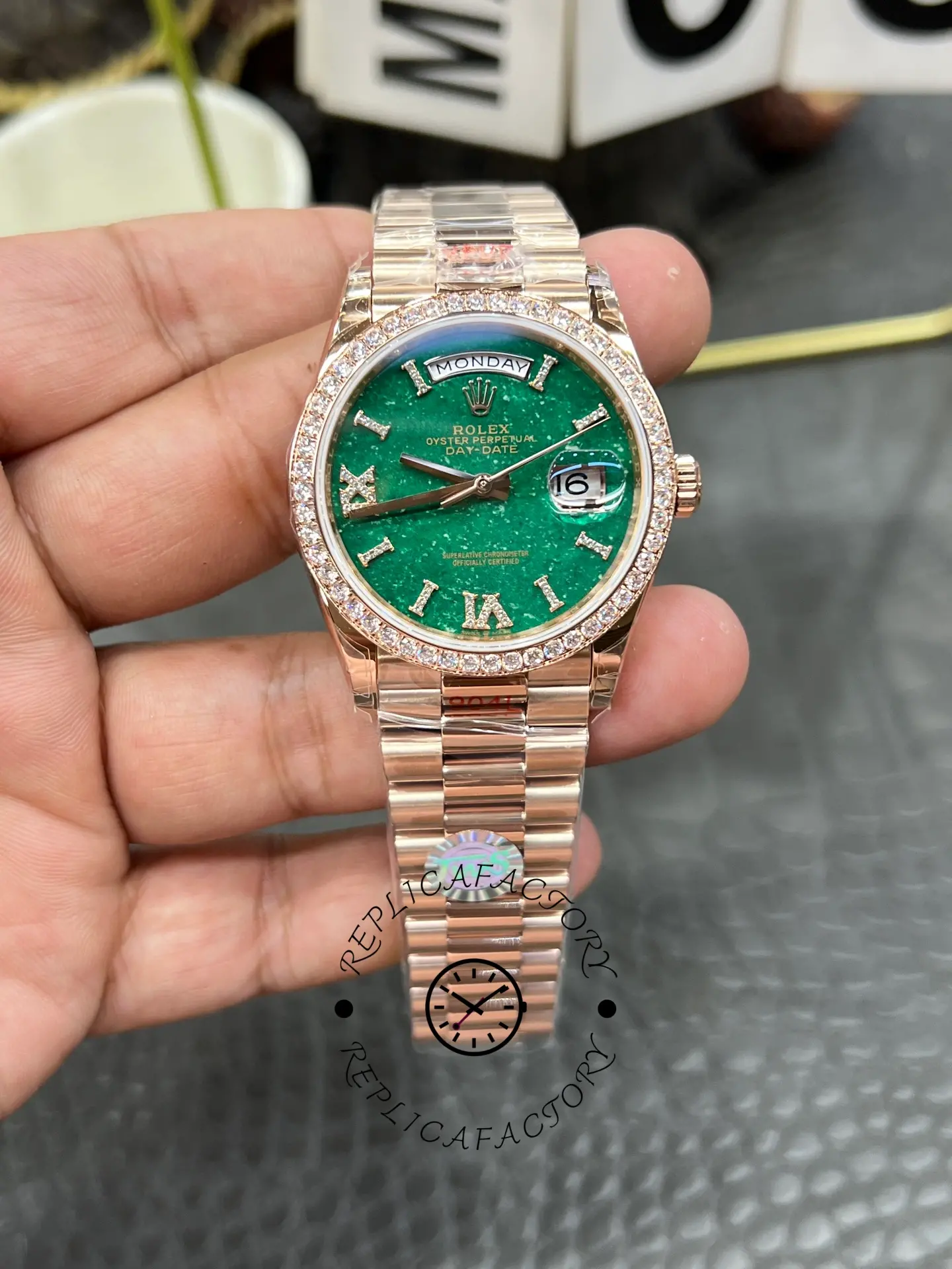 Rolex Day Date Oyster 36 mm Everose Gold Diamonds Bezel M128345RBR 0068