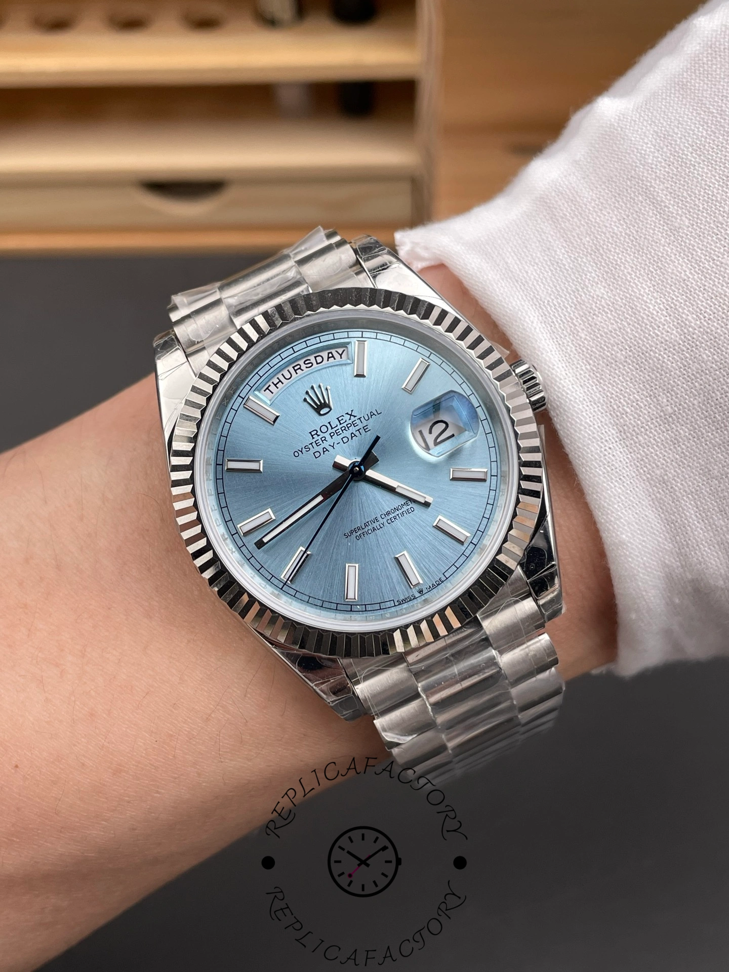 Rolex Day-Date 40 Ice Blue Dial m228236 0018 Men's Watch