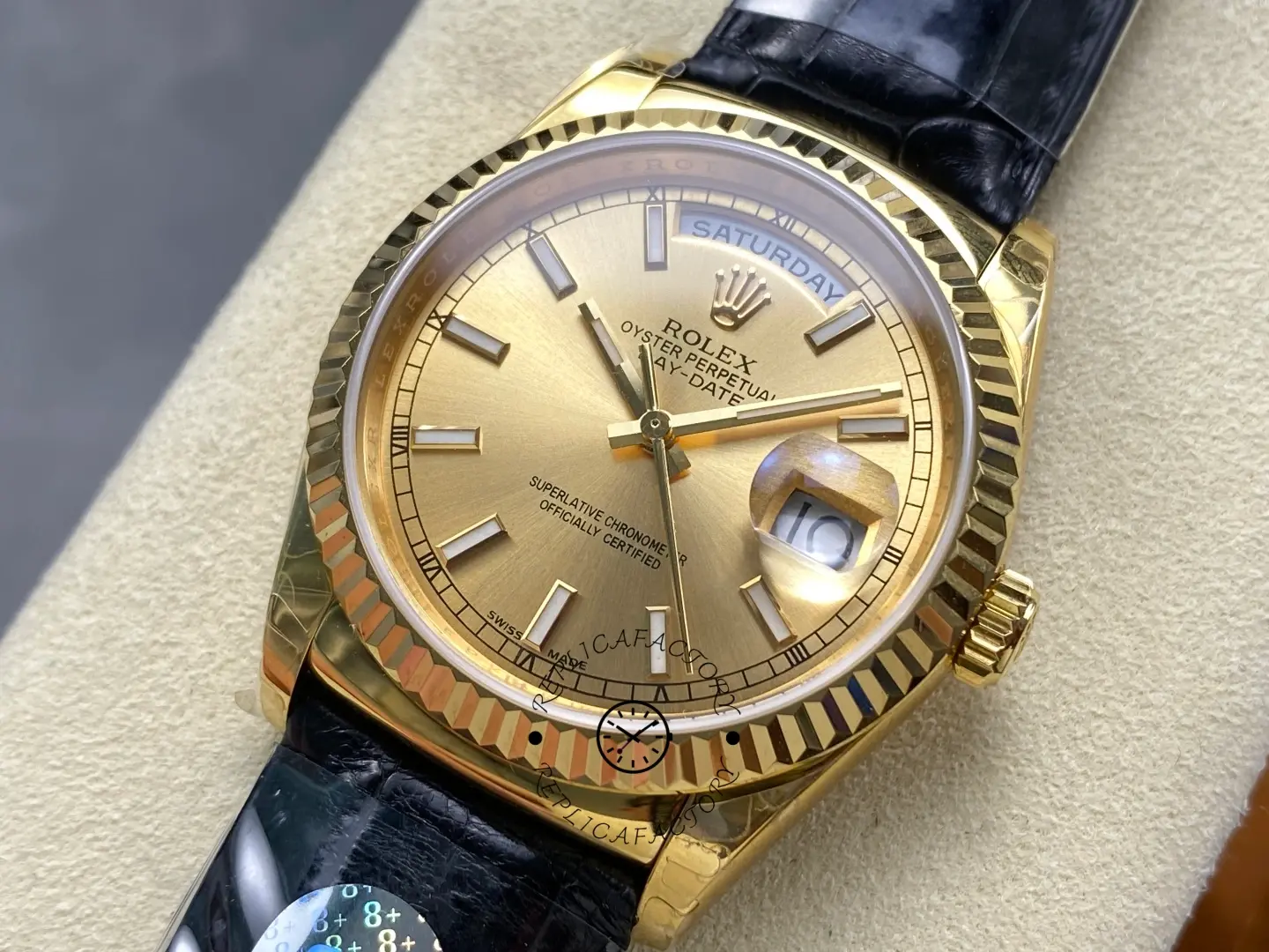 1:1 Clone Rolex Day-Date Champagne Index Dial 36 Leather Strap 118138