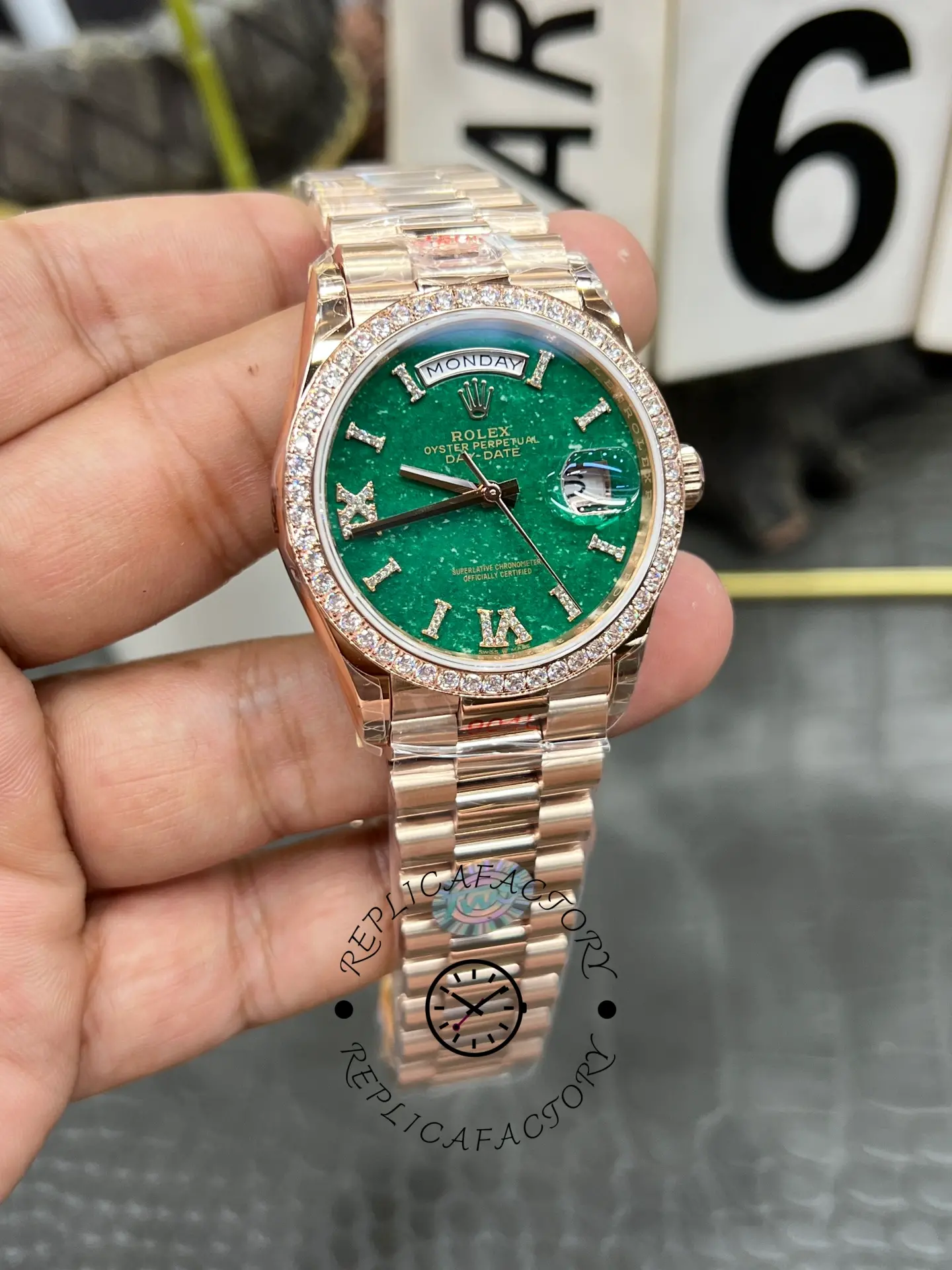 Rolex Day Date Oyster 36 mm Everose Gold Diamonds Bezel M128345RBR 0068
