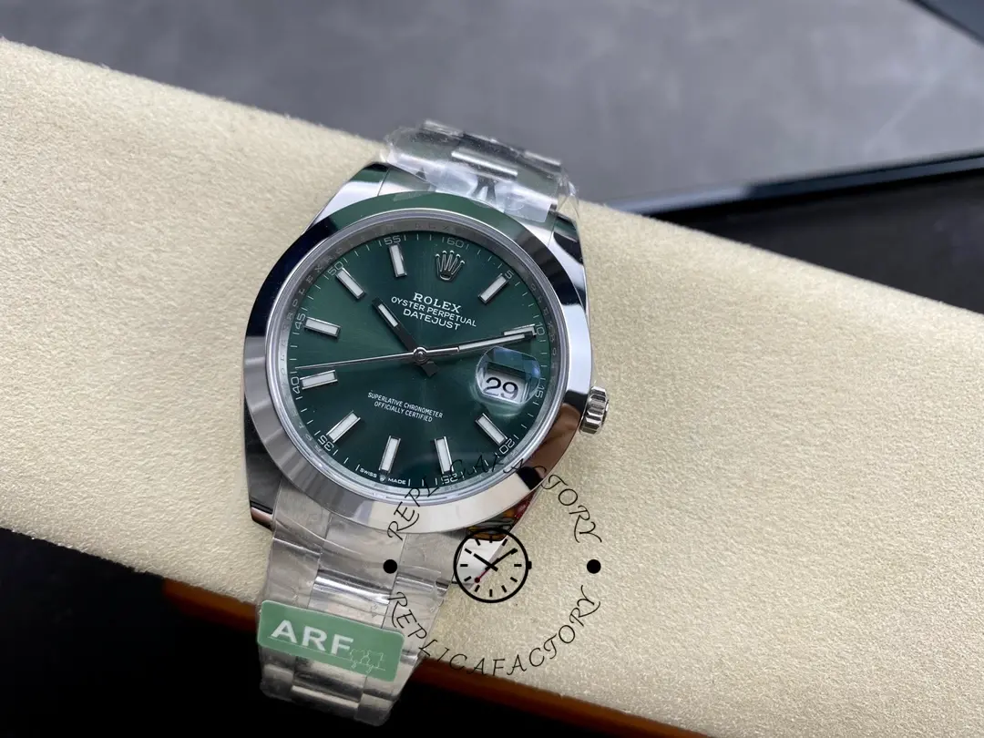 Rolex Datejust 41 Green Stick Dial Oyster m126300 0019 Men's Watch