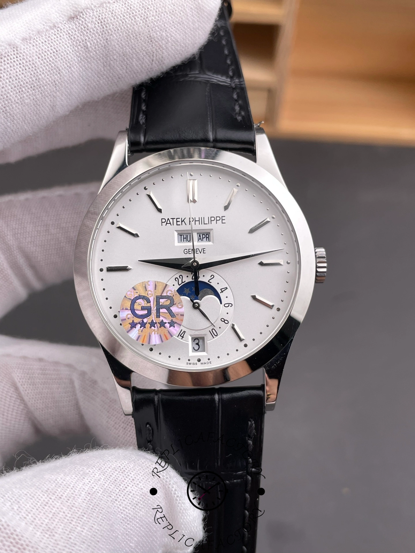 Patek Philippe Complications Annual Calendar 5396G 011