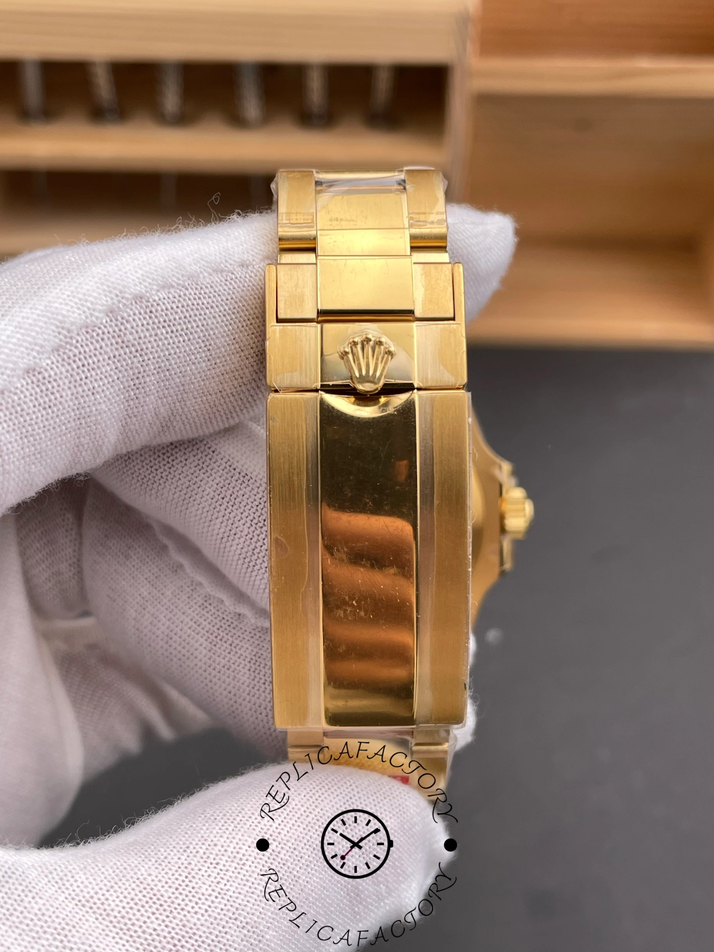Rolex Submariner 126618LN Yellow Gold Black Dial 41mm Mens Replica Watch