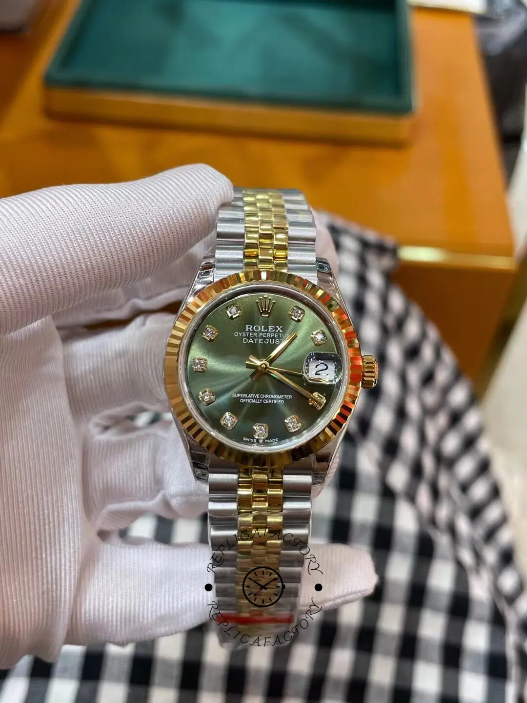 Rolex Datejust 31mm Stainless Steel and Yellow Gold 278273 0030 Green Jubilee