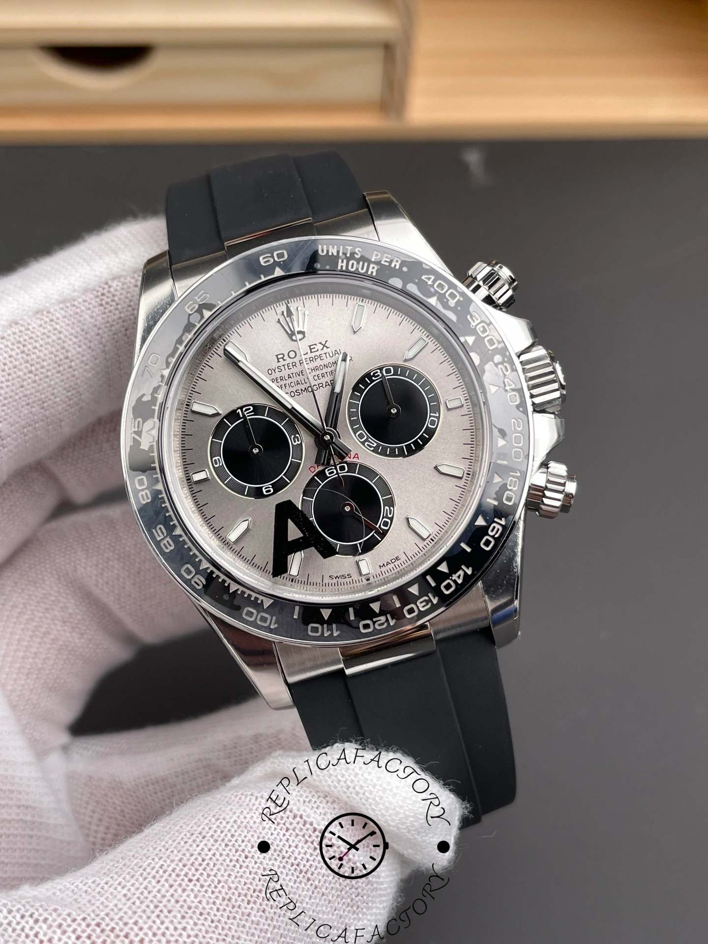 Rolex Daytona 126519LN 0006 40mm Silver Ghost Dial White Gold Oysterflex