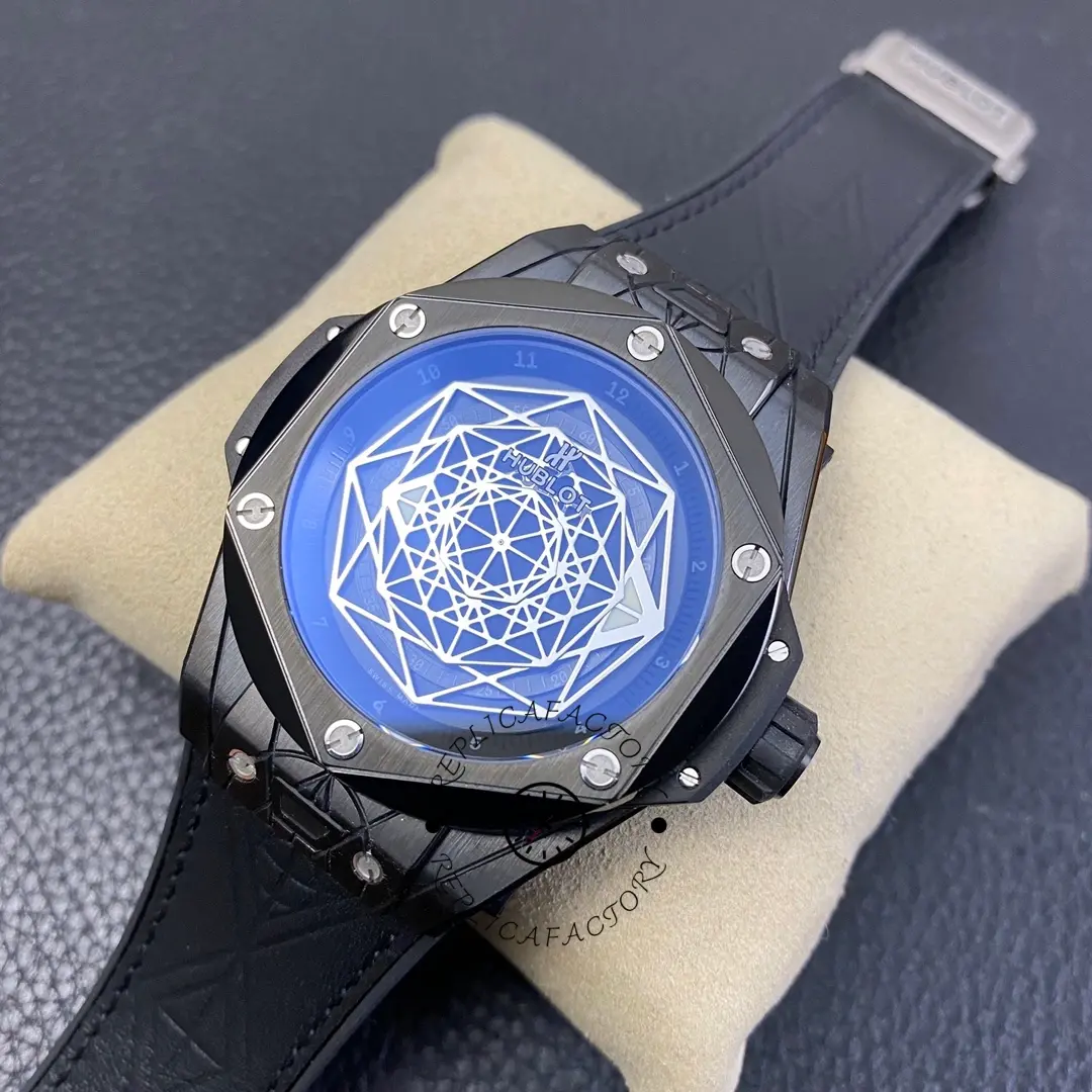 Black geometric dial view of Hublot Big Bang 415.CX.1114.VR.MXM17, highlighting the Sang Black pattern.