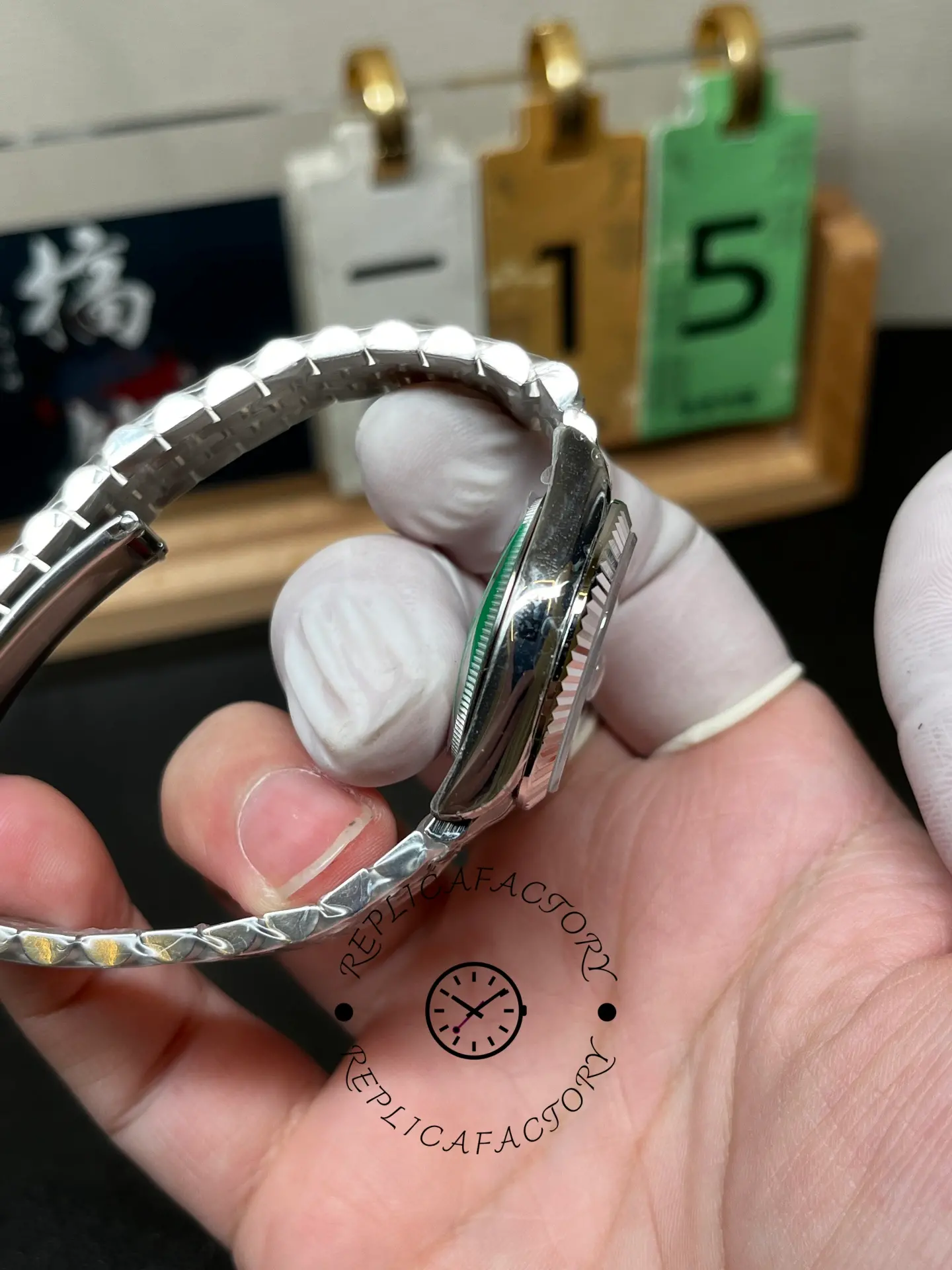 Rolex Datejust 31mm Stainless Steel 278274 0018 Mint Green Index Jubilee