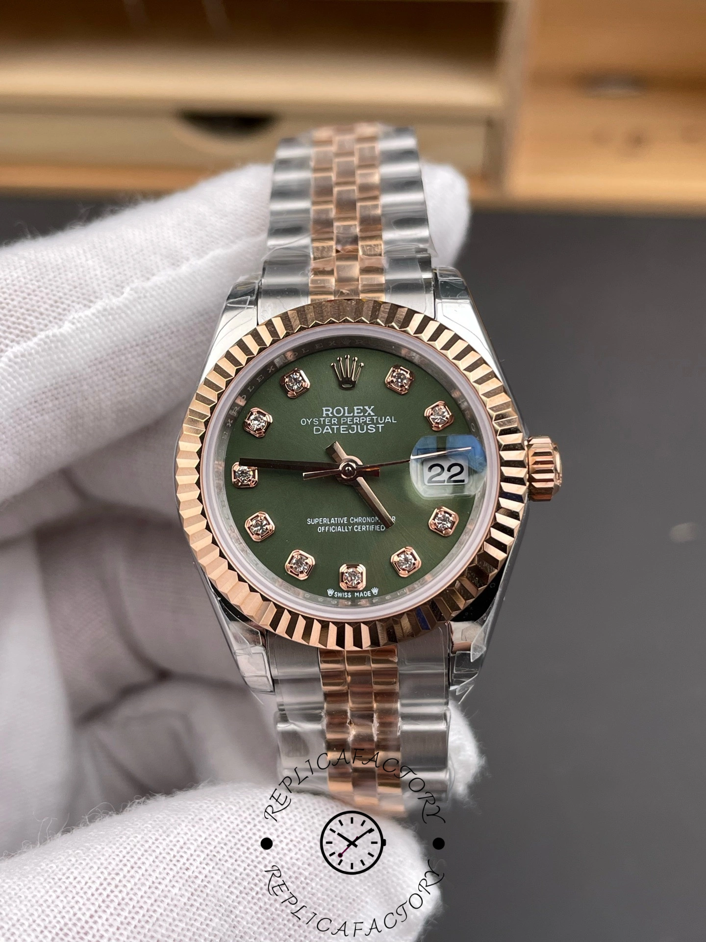 Rolex Datejust 279171 0007 28 Olive Green Diamond-Set Jubilee Ladies Watch