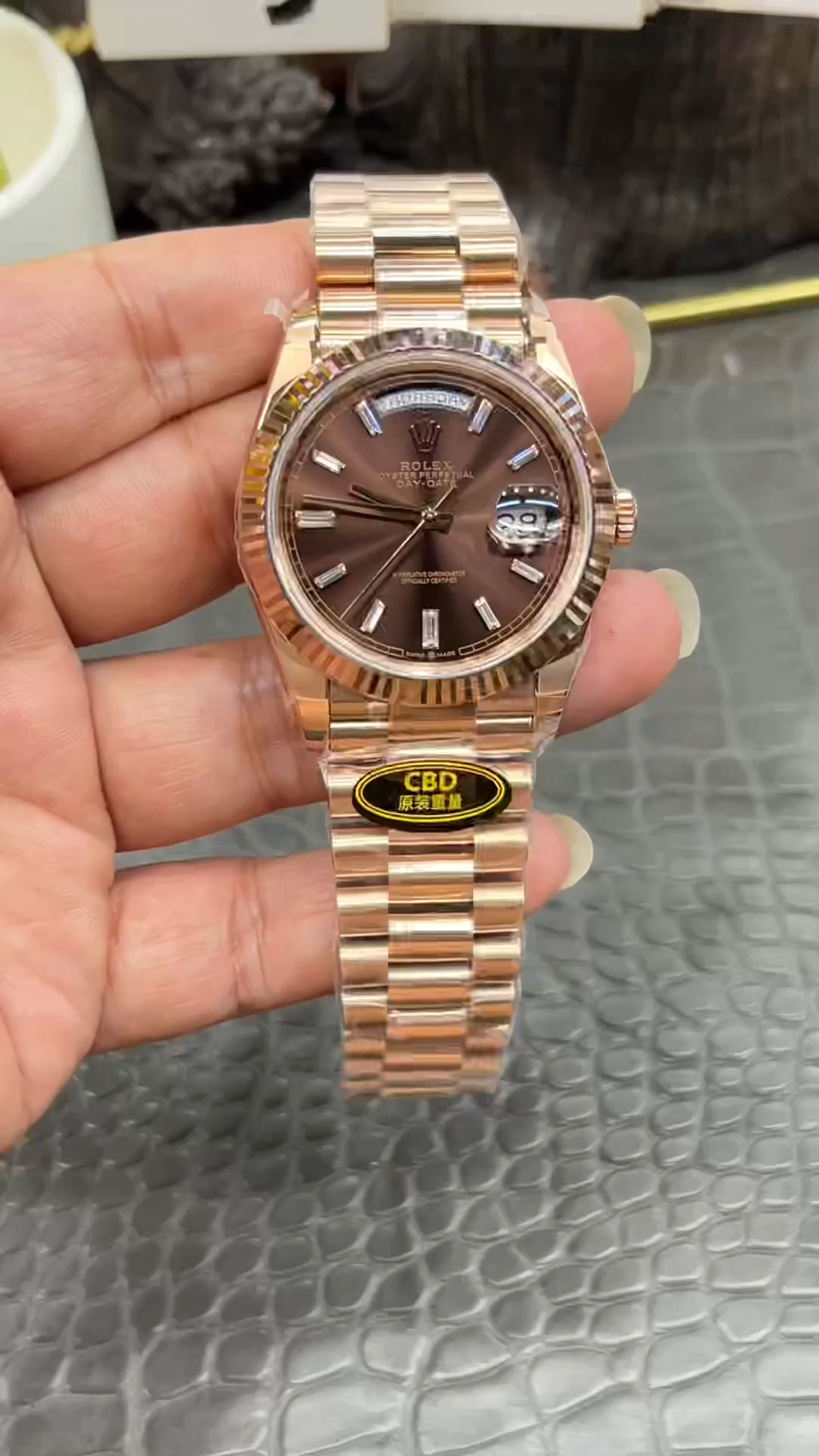 Rolex Day Date 40 18kt Everose Gold Rolex President Chocolate Dial m228235 0003