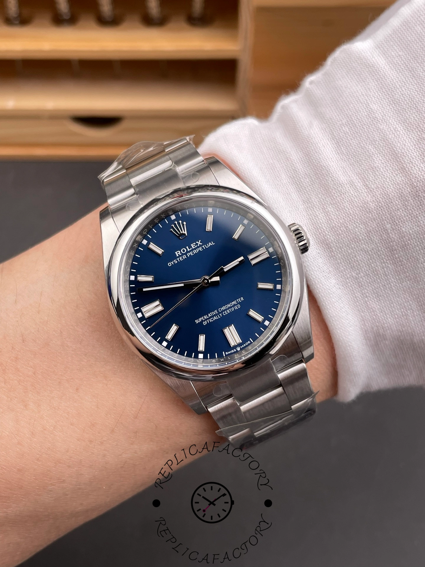 Rolex Oyster Perpetual 36 Oystersteel M126000 0015
