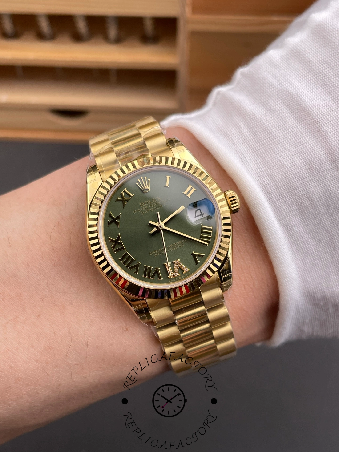Rolex Datejust 31 Yellow Gold Green Dial m278278 0030 Women's Watch