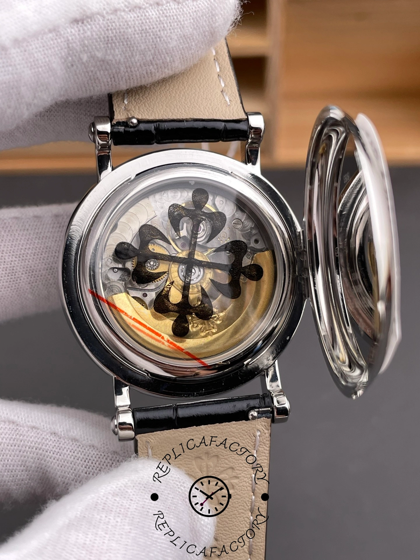 Patek Philippe Calatrava 5153G-001 Date Black Dial 38mm