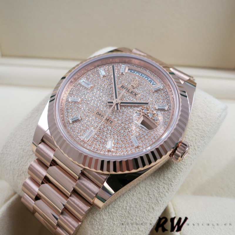 Rolex Day-Date 228235 Diamond Paved Dial Fluted Bezel 40mm Mens Replica Watch