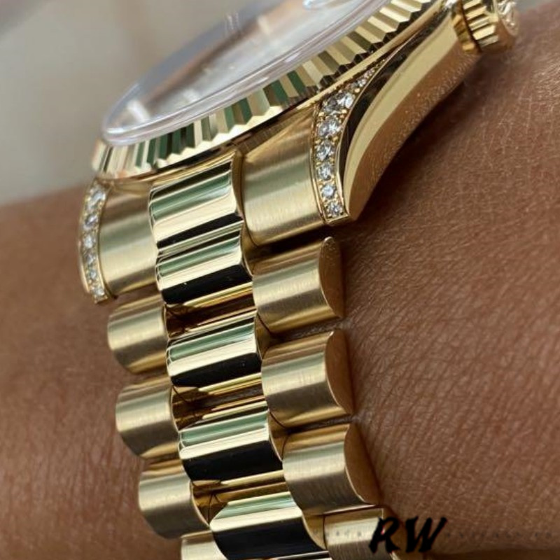 Rolex Day-Date 118338 Yellow Gold Champagne Diamonds Dial 36mm Unisex Replica Watch