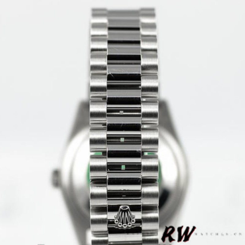 Rolex Day-Date 118206 Ice Blue Diamonds Dial 36mm Unisex Replica Watch