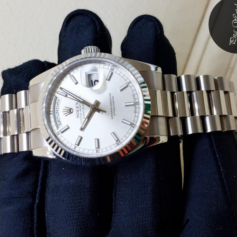 Rolex Day-Date 118239 White Gold White Dial Fluted Bezel 36mm Unisex Replica Watch