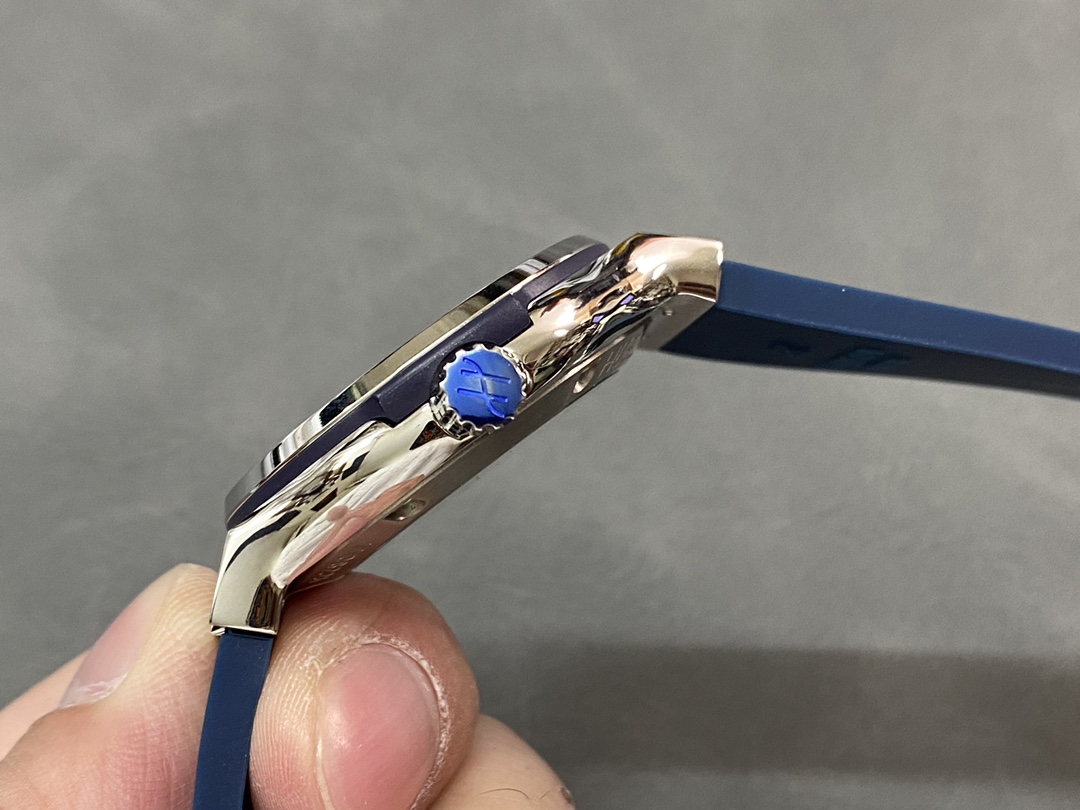 Hublot Classic Fusion 565.NX.1171.RX Lady 38 MM