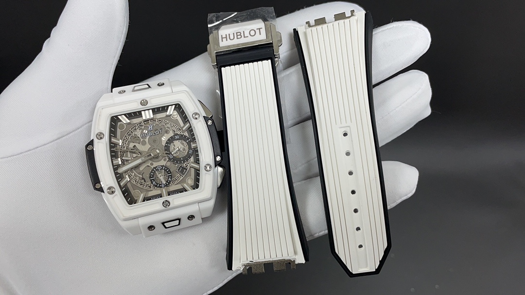 Hublot Spirit of Big Bang 42 mm 642.HX.0170.RX