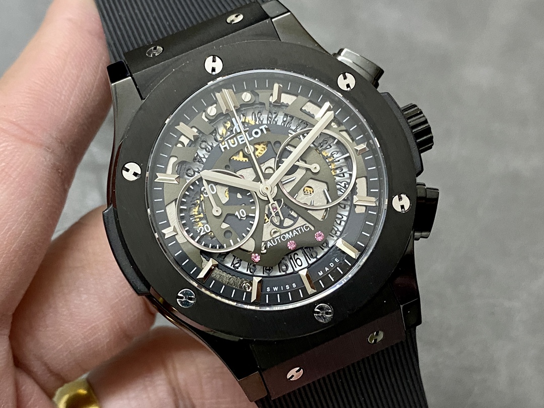 Hublot Classic Fusion 525.CM.0170.RX 45MM Replica Watch
