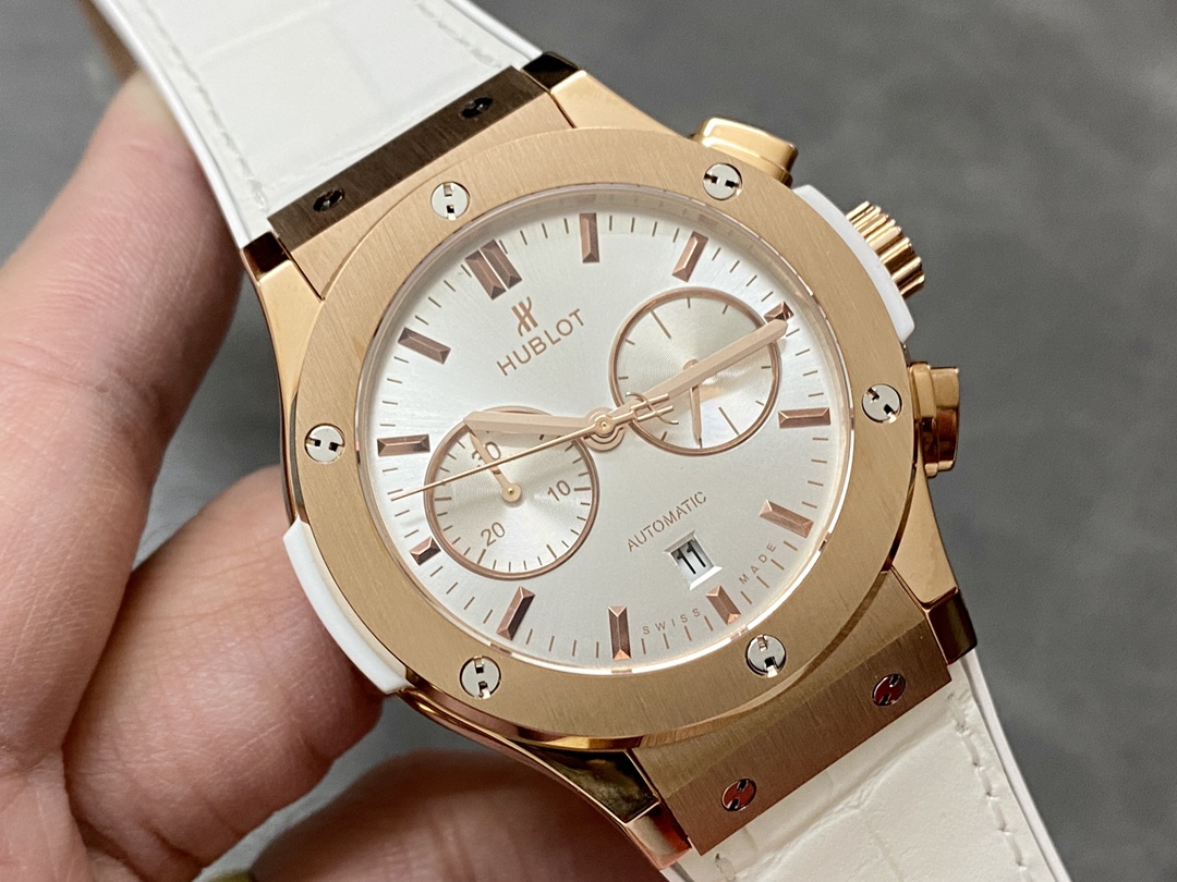 Hublot Classic Fusion 521.NX.1170.RX 45MM Mens