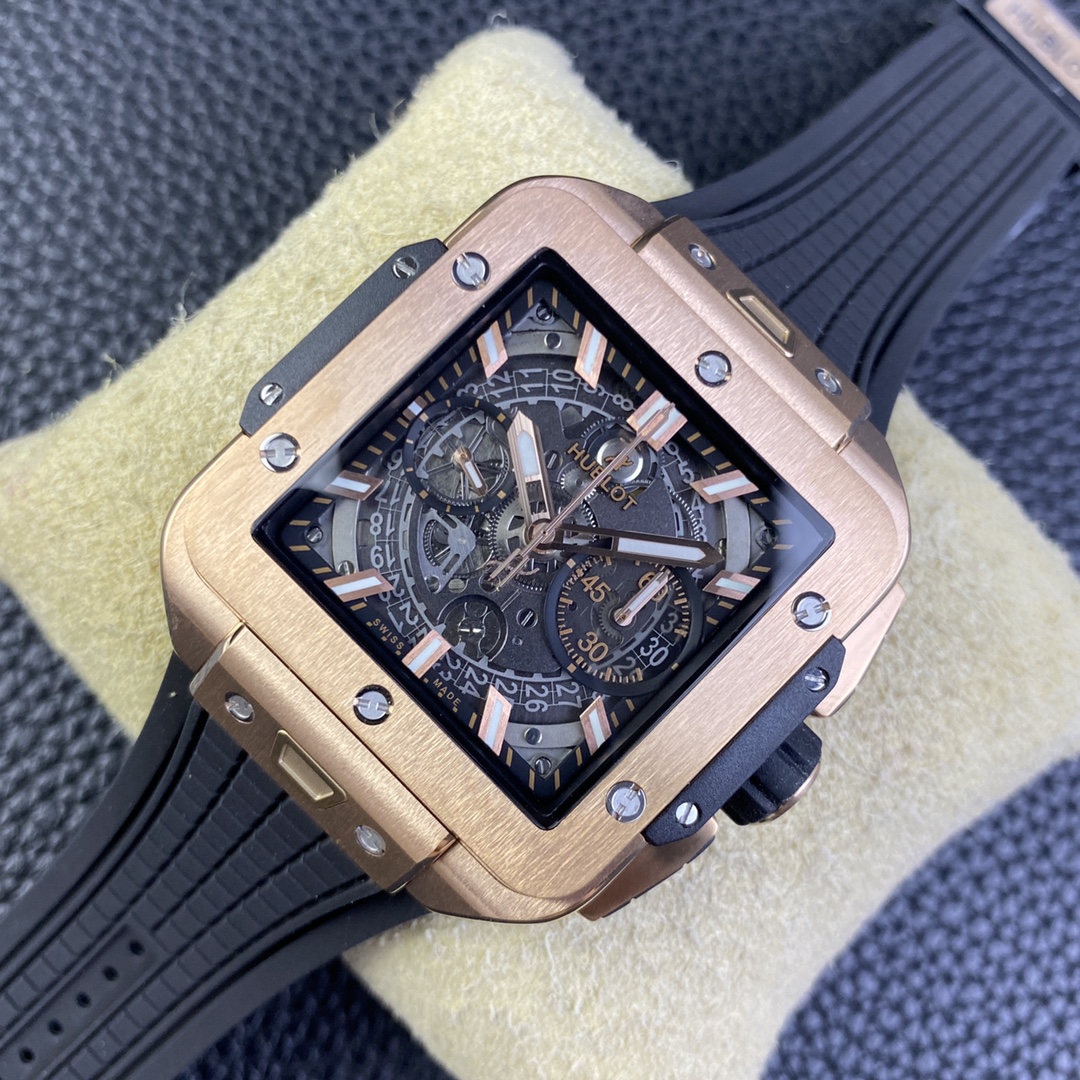 Hublot Square Bang 821.OM.0180.RX 44 mm