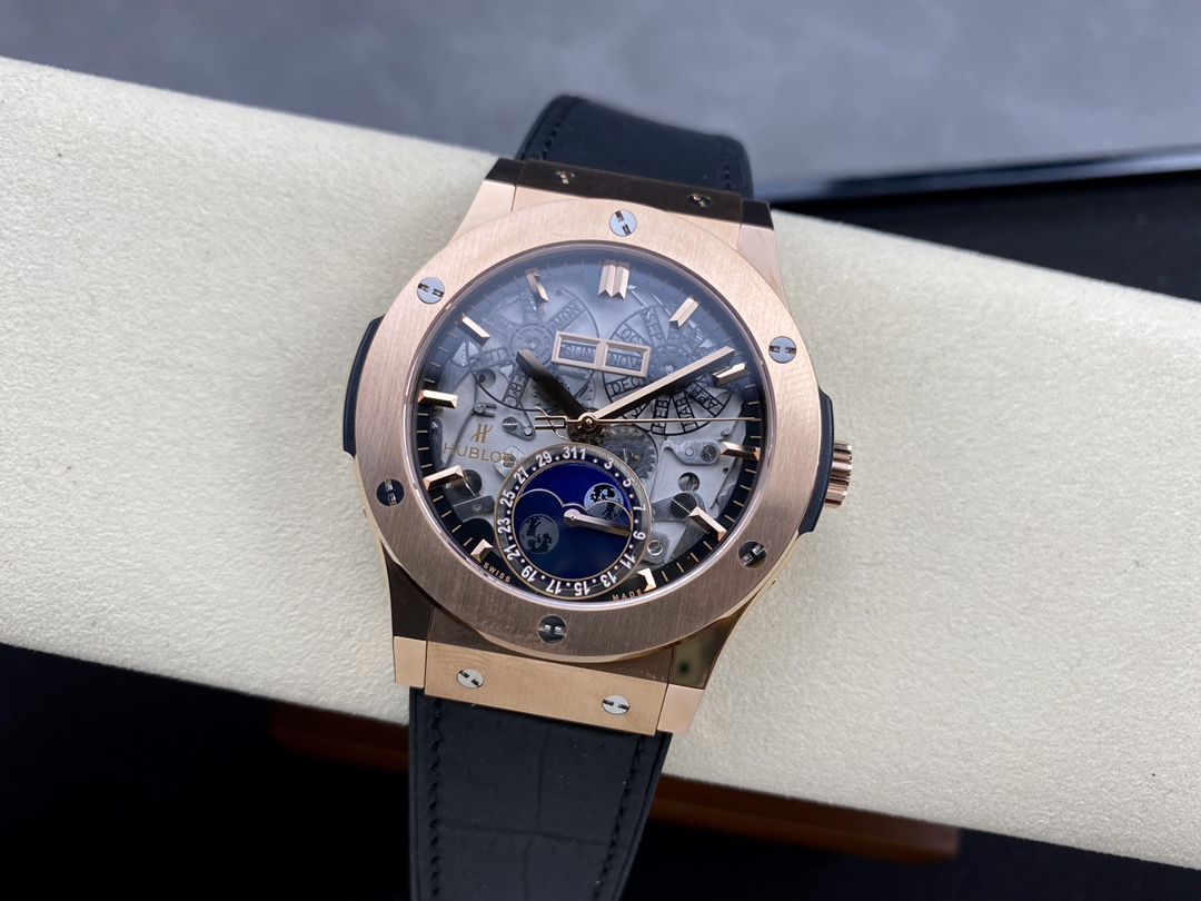 Hublot Classic Fusion 547.OX.0180.LR 42 mm Mens