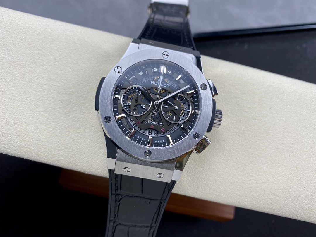 Hublot Classic Fusion 525.NX.0170.LR 45mm