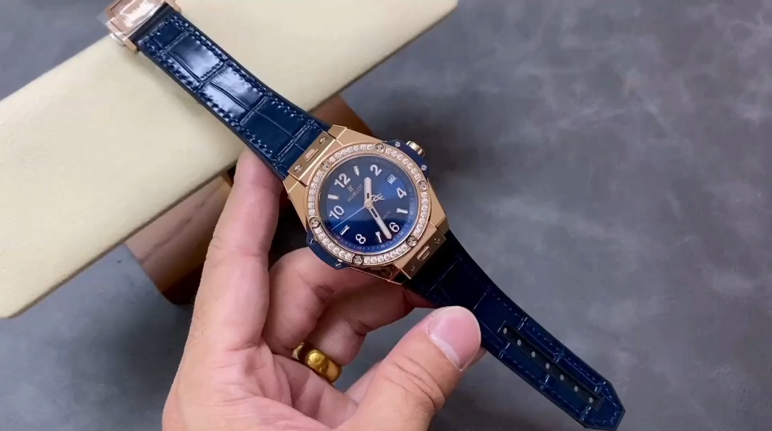 Hublot Big Bang Watch 465.OX.7180.LR.1204 39mm Ladies Watch