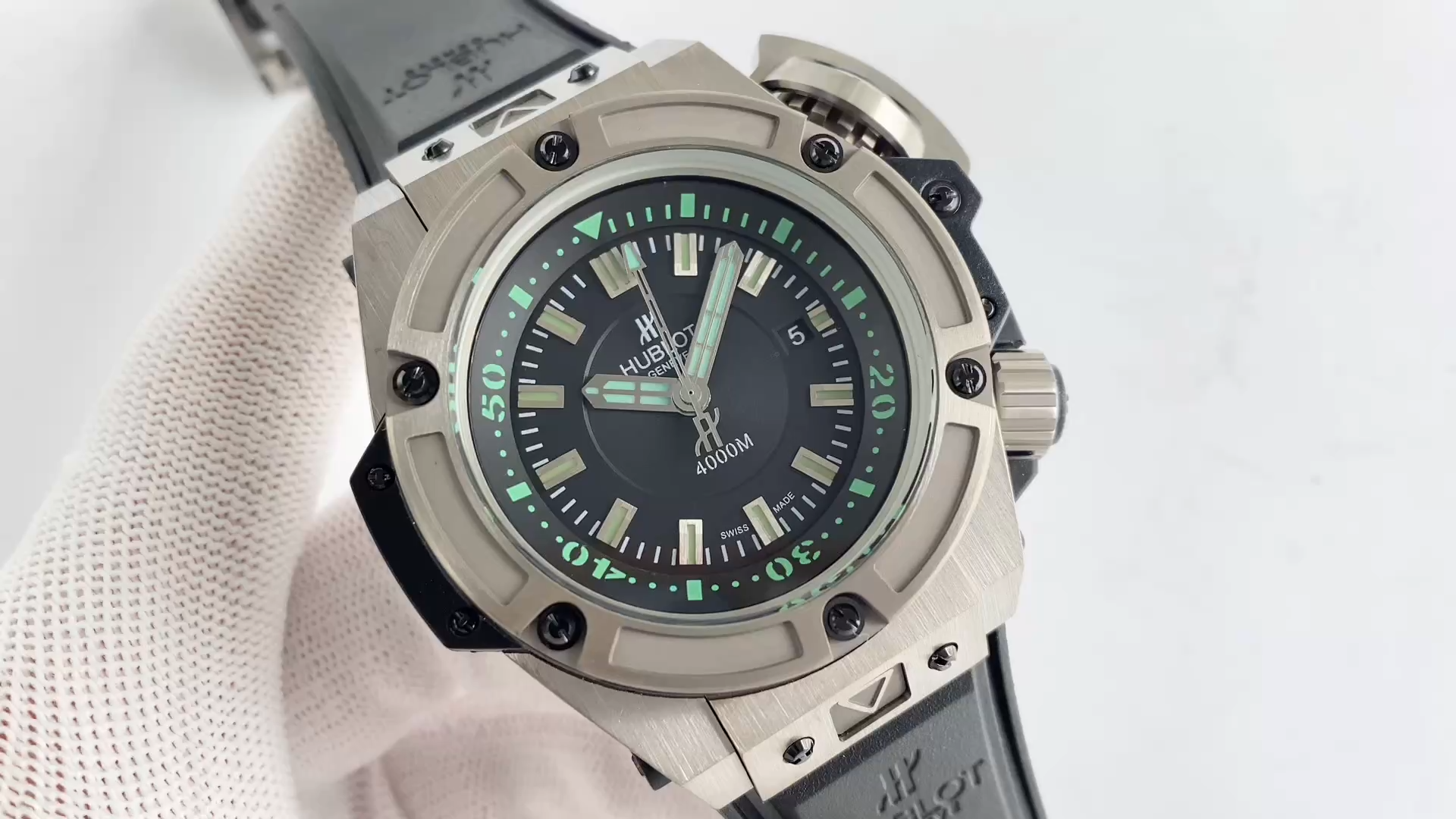 Hublot King Power 731.NX.1190.RX 48mm