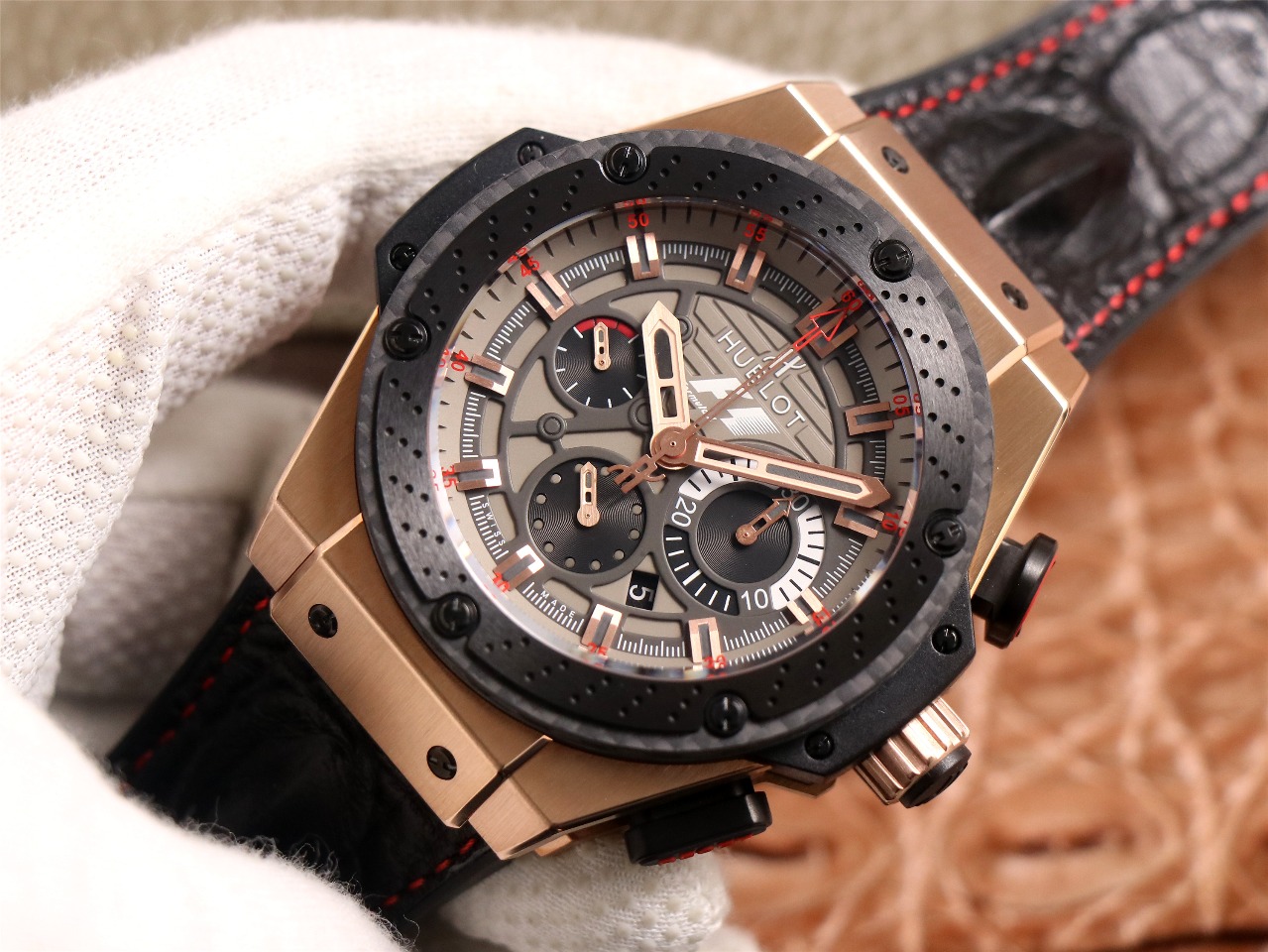 Hublot King Power 703.OM.6912.HR.FMC12 48mm