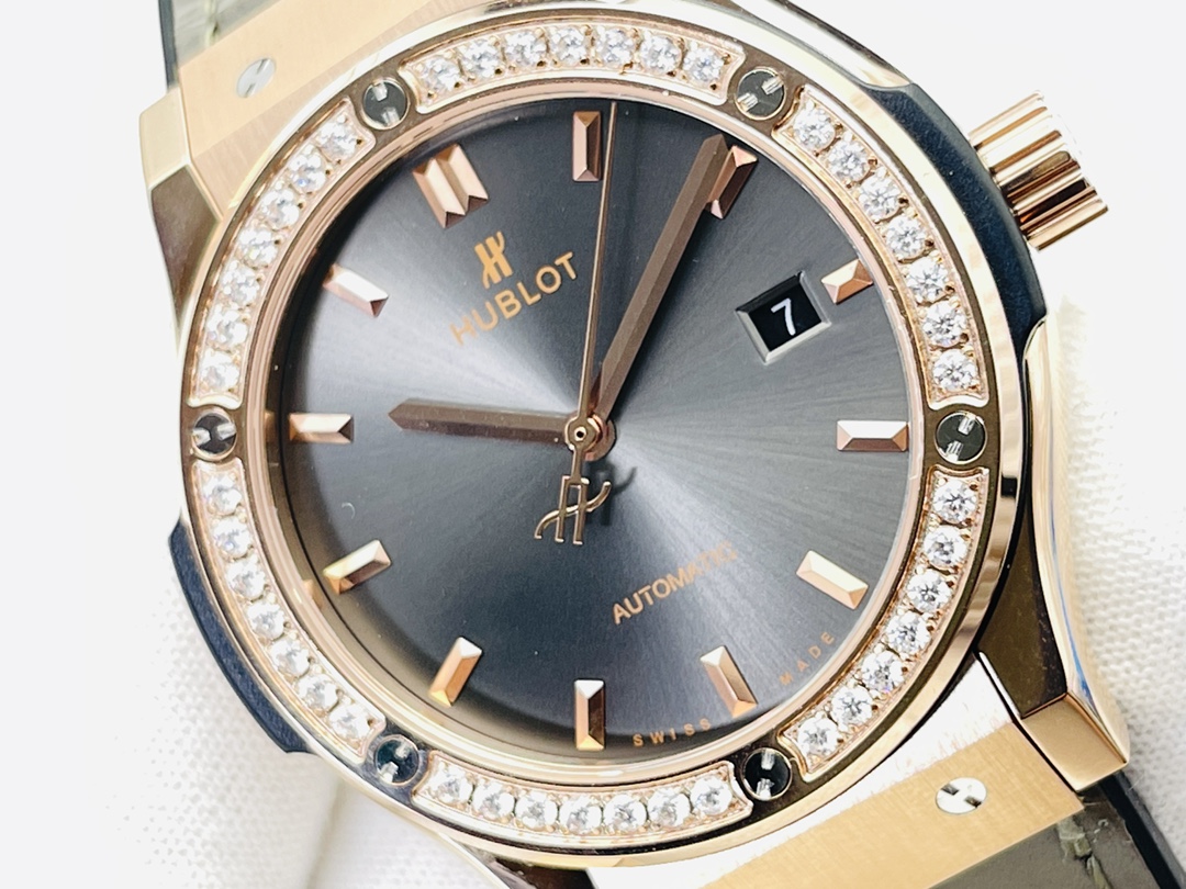 Hublot Classic Fusion King Gold 565.OX.7180.RX.1204 42mm