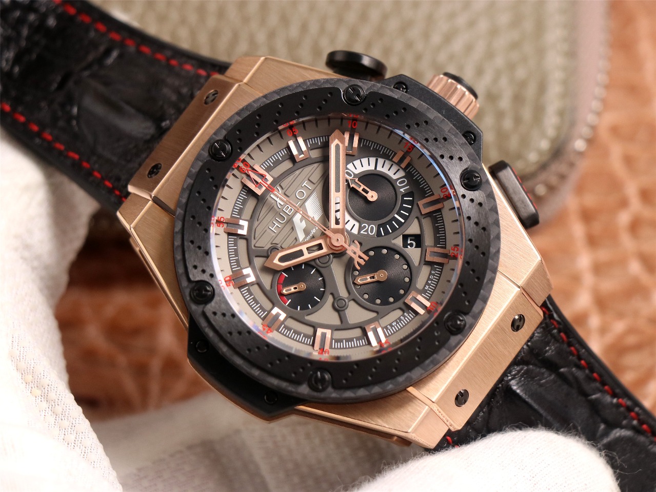 Hublot King Power 703.OM.6912.HR.FMC12 48mm
