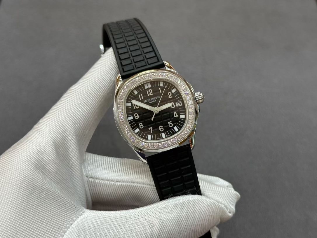 Replica Patek Philippe Aquanaut 5067A 001 Watch For Sale