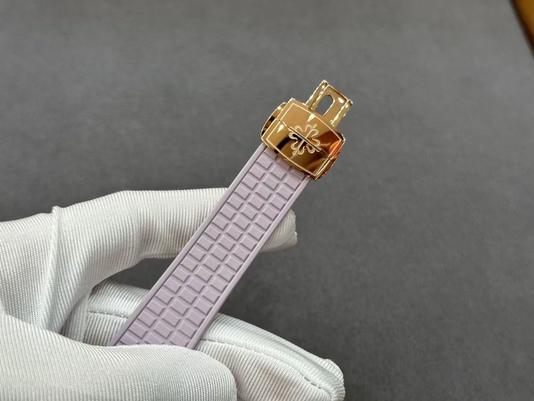 Strap buckle end of Patek Philippe Aquanaut 5072R-001 showing clasp tip and strap end details.