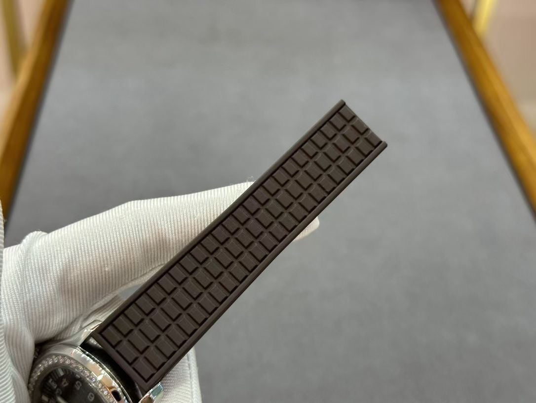 Replica Patek Philippe Aquanaut 5067A 023 Watch For Sale