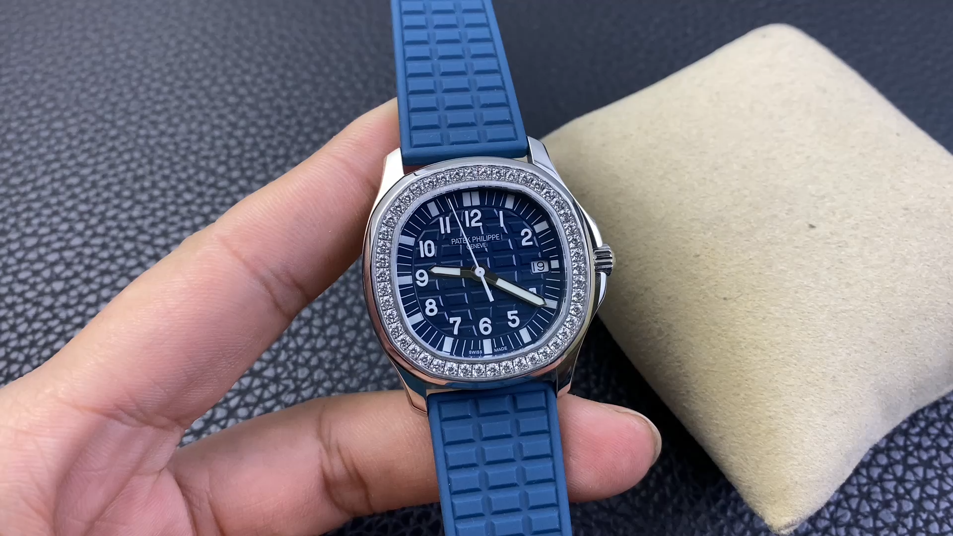 Replica Patek Philippe Aquanaut Blue 5067A 022 Watch For Sale