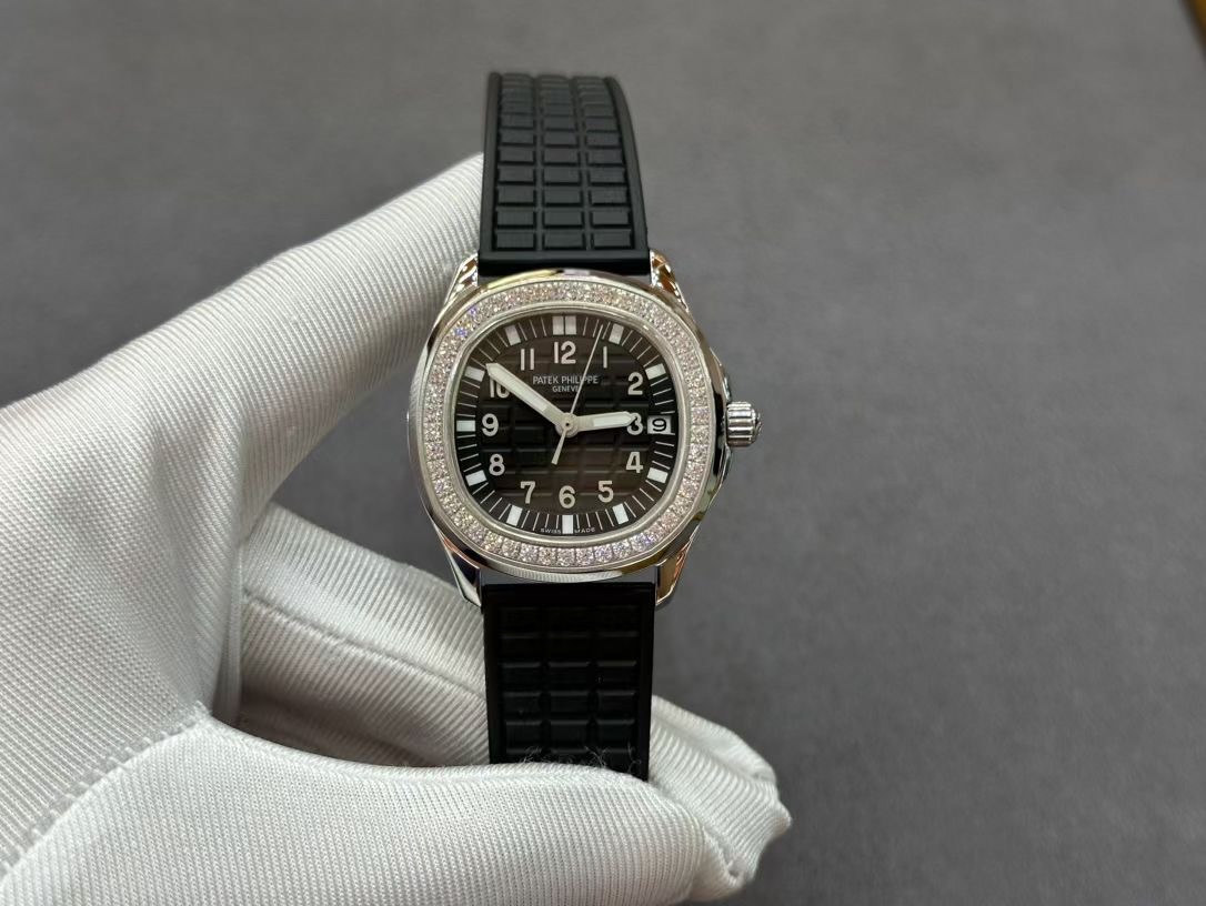 Replica Patek Philippe Aquanaut 5067A 001 Watch For Sale