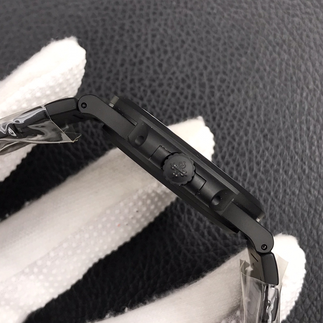 Replica Patek Philippe Nautilus 5711 40MM Mens Watch