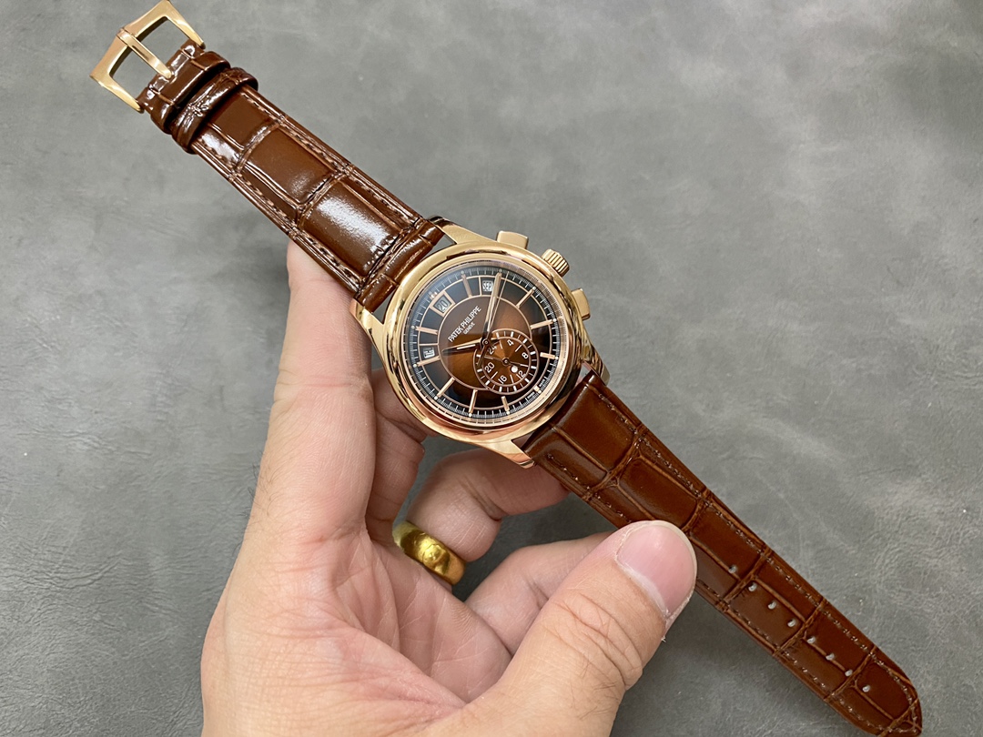 Replica Patek Philippe Complications 5905R 001 42mm Mens Watch
