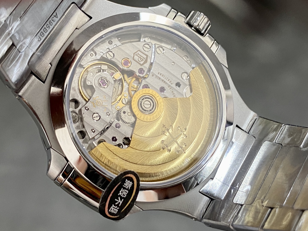 Replica Patek Philippe Nautilus 7118 1200A 011 Stainless Steel 40mm Mens Watch