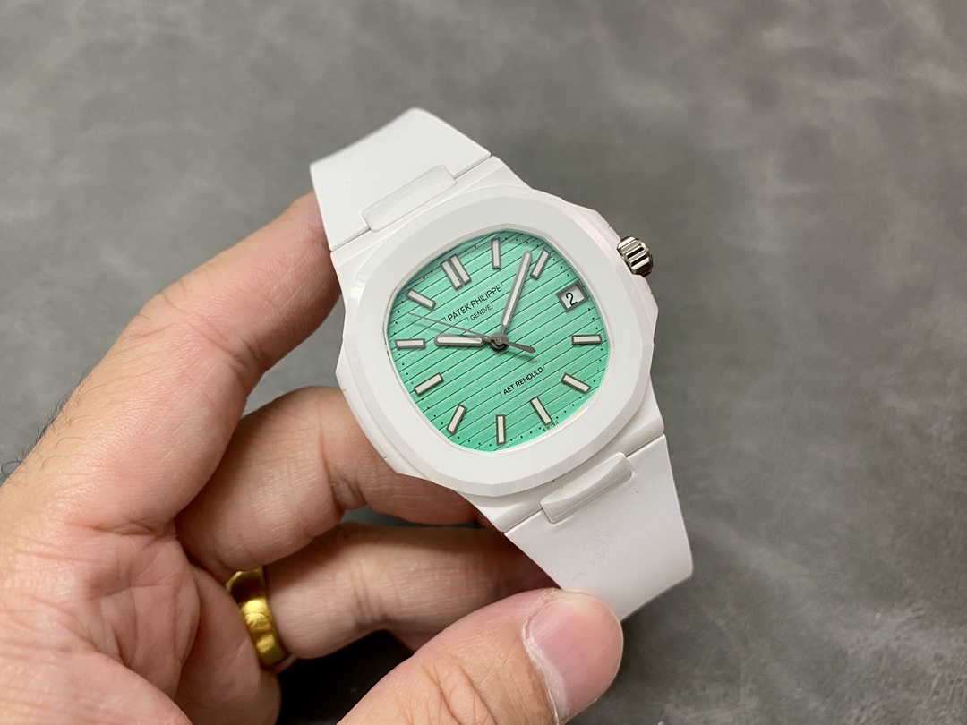 Patek Philippe Nautilus Green Dial 5711 40MM Watch