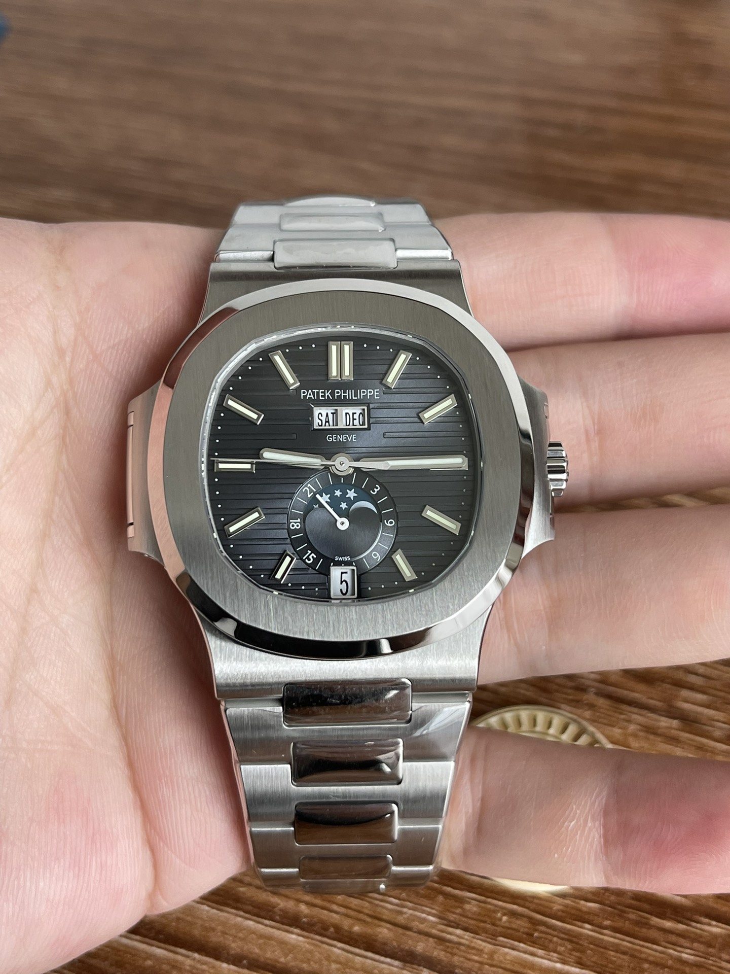 Patek Philippe Nautilus Annual Calendar 5726 1A 001