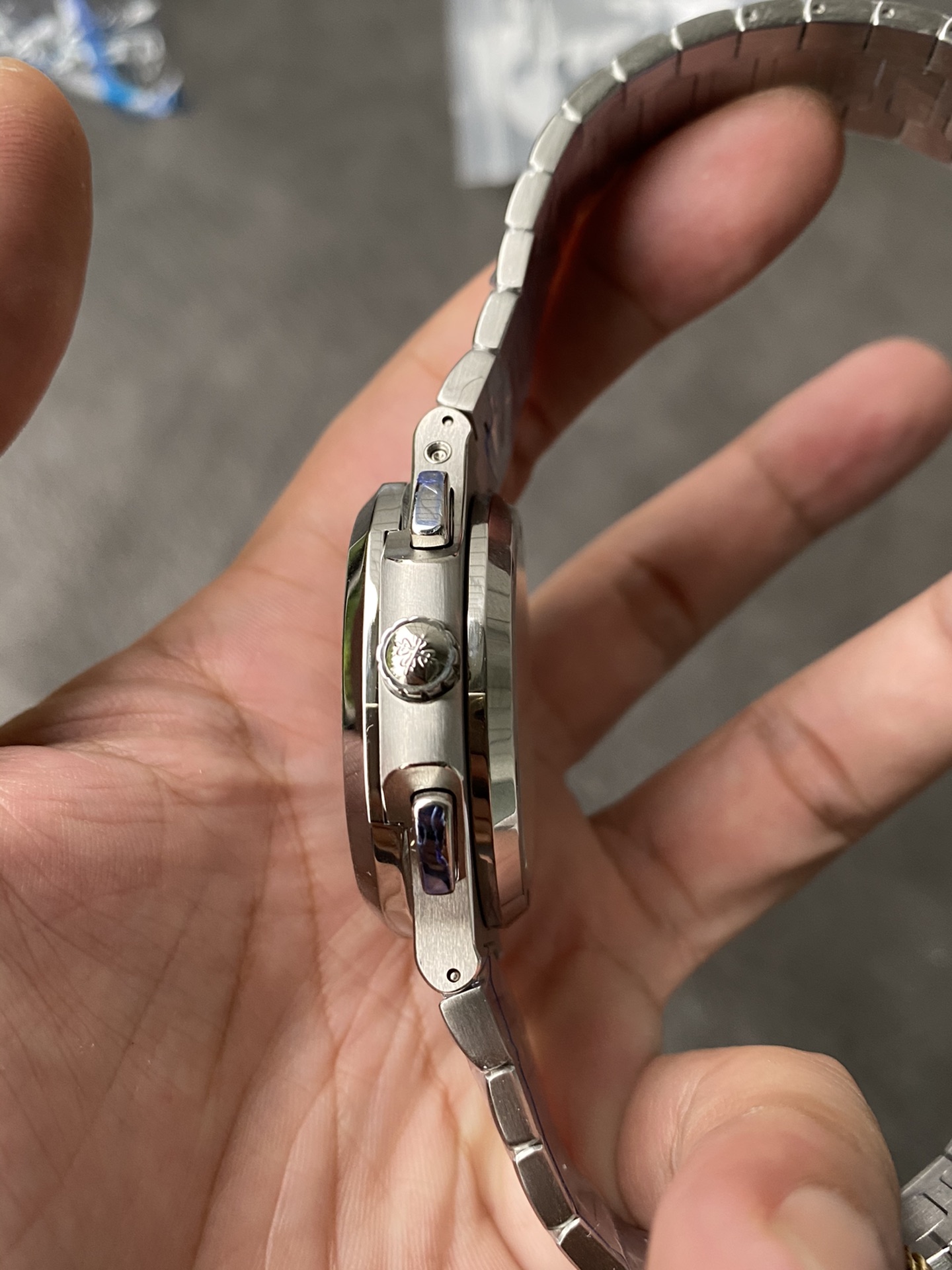 Patek Philippe Nautilus Stainless Steel Black Dial 5990 1A 011