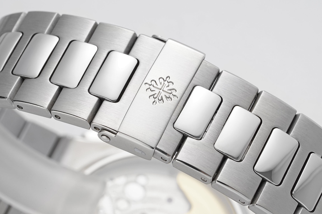 Patek Philippe Nautilus Chronograph Date Stainless Steel 5980 1A 019