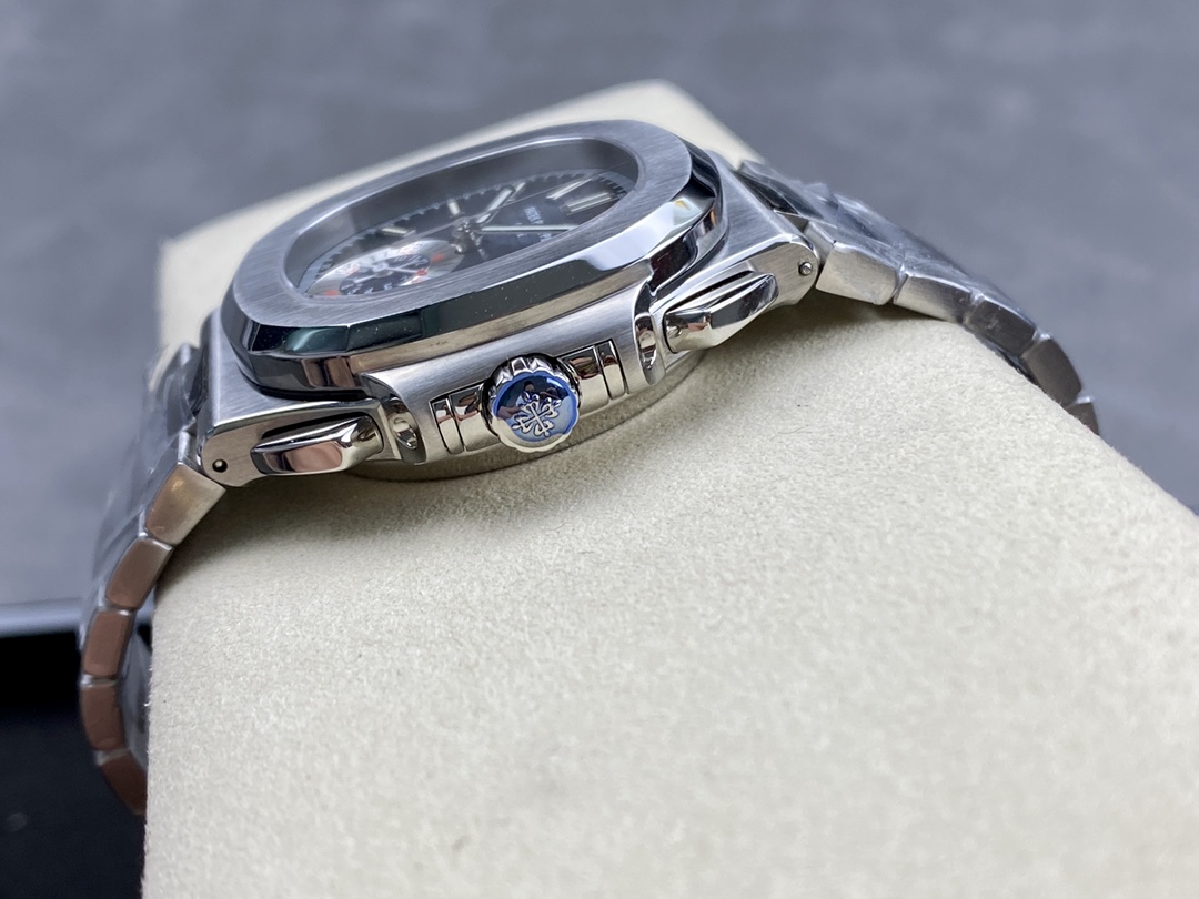 Patek Philippe Nautilus Chronograph Stainless Steel Blue Dial 5980 1A 001