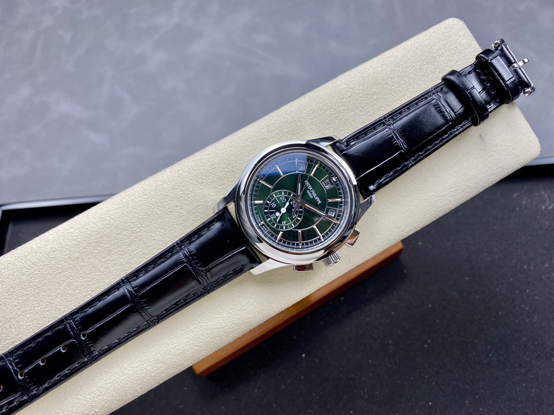 Patek Phillippe Complications Platinum Limited Edition Annual Calendar 5905P 014