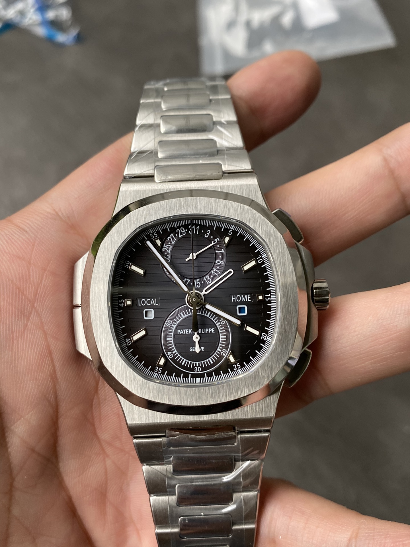 Patek Philippe Nautilus Stainless Steel Black Dial 5990 1A 011