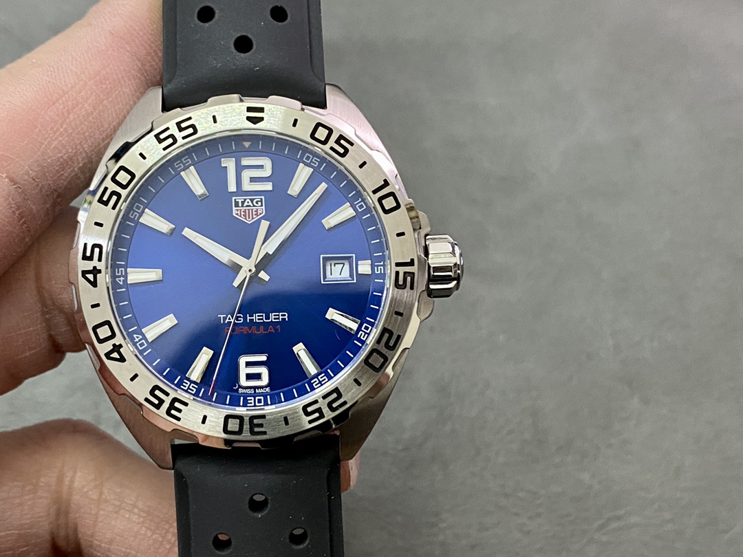 Tag Heuer Formula 1 Quartz Blue Dial Black Rubber Strap WAZ1118.FT8023