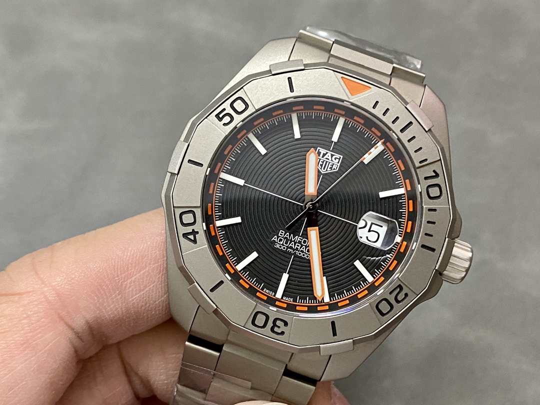 Tag Heuer Aquaracer Bamford Limited Edition WAY208F.BF0638 43mm