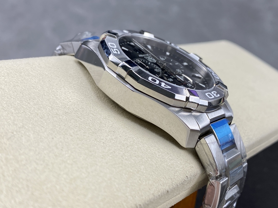Tag Heuer Aquaracer 300M Chronograph 43mm Quartz Black Dial CAY1110.BA0927